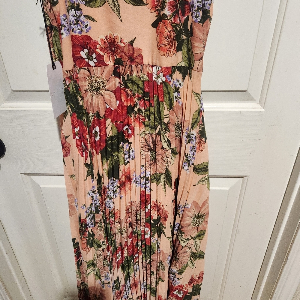 Leith pleated floral midi dress Medium NEW Wedding Guest Party Cocktail - Picture 5 of 7